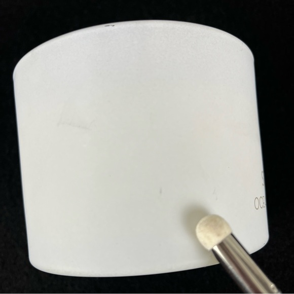 NWT Sand + Fog Ocean & Sea Salt Candle 2 Wick 12oz White Opaque Jar Wood Lid - Picture 10 of 11